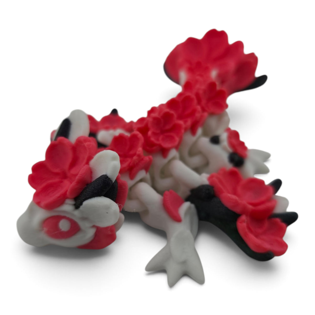 Tiny Sakura Baby Dragon – White & Pink Articulated Fantasy Collectible | 3D Printed Desk & Shelf Decor