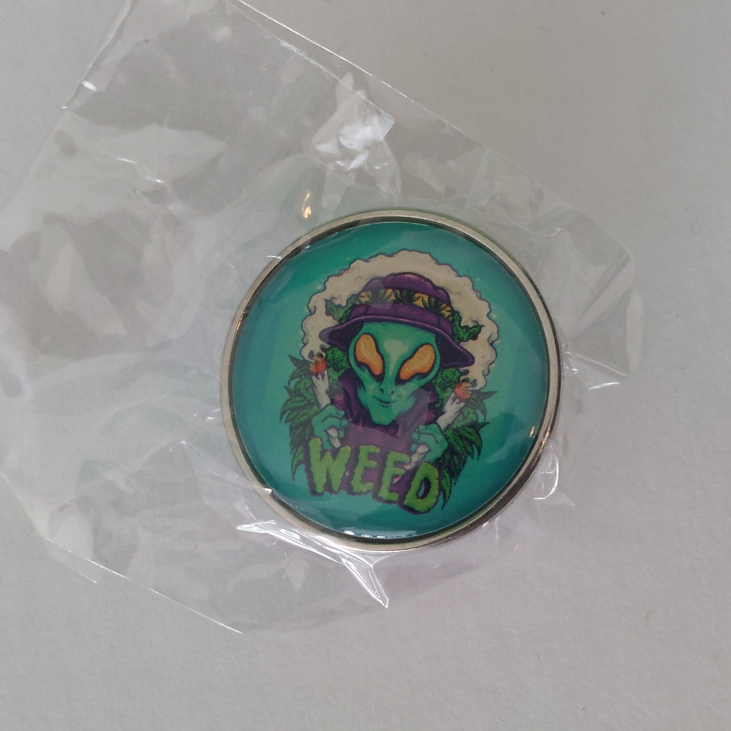 Enamel pin