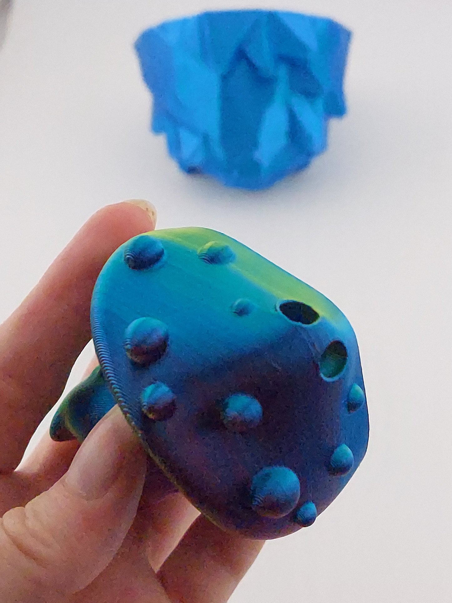 1 Articulated Forest Pixie Mushroom-- Keychain Decor Gift - 3D Printed Fidget Fantasy Creature - Customizable Colors - Authorized Seller