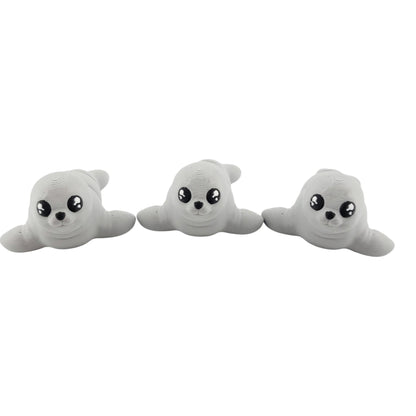 1 Articulated Painted Baby Seal - 3D Printed Fidget Fantasy Creature - Customizable Colors - Zou 3d