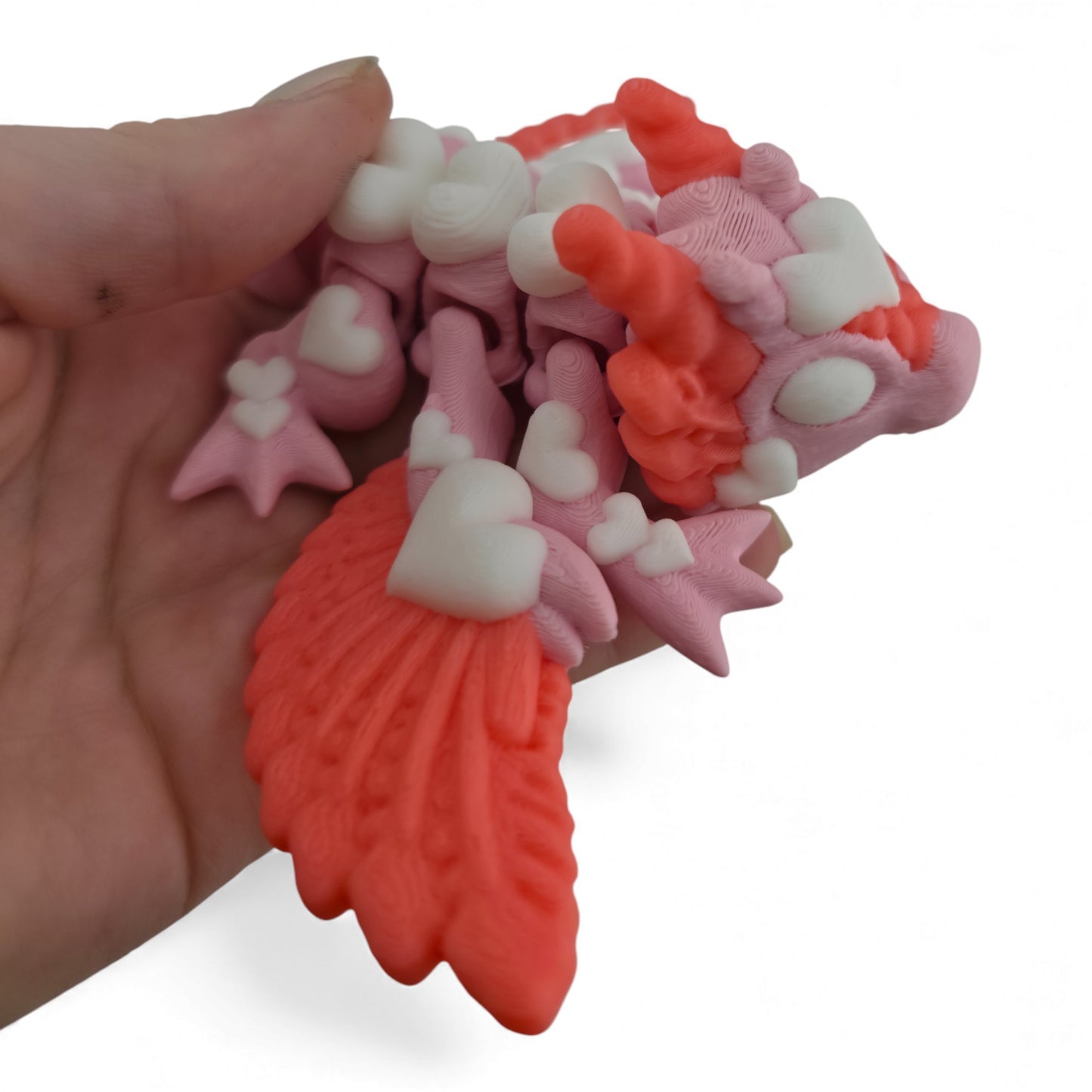 Baby Love Dragon – Articulated Desk Decor | Valentine’s Day Heart Dragon | 3D Printed Fidget Figure