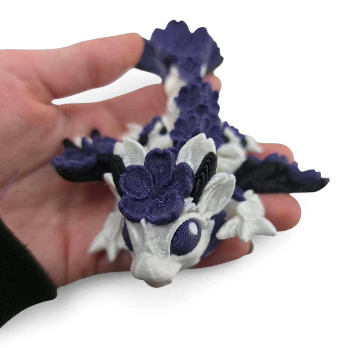 Tiny Sakura Baby Dragon – White & Purple Articulated Fantasy Collectible | 3D Printed Desk & Shelf Decor