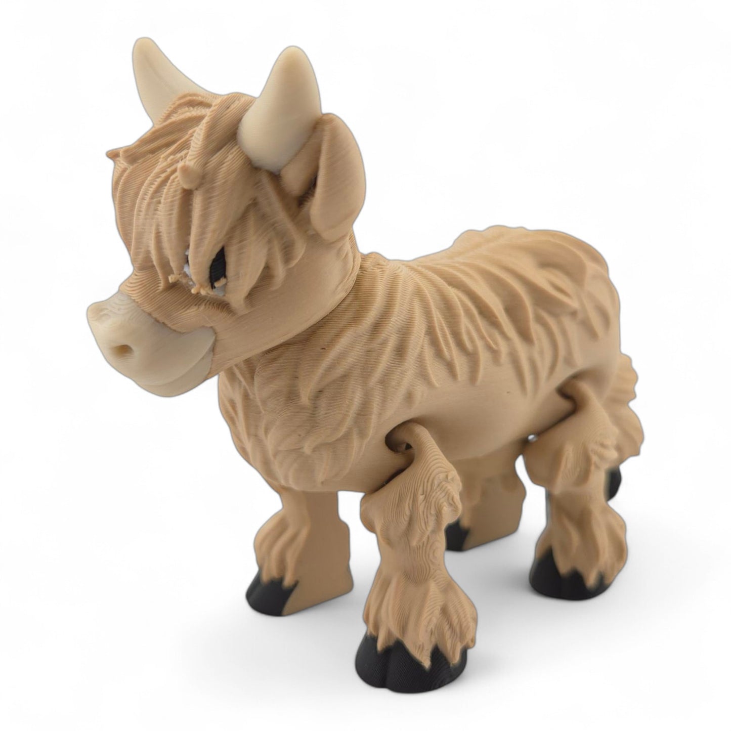 Highland Cow – 3D Printed Multicolor Articulated Figurine | Whimsical Desk or Shelf Decor