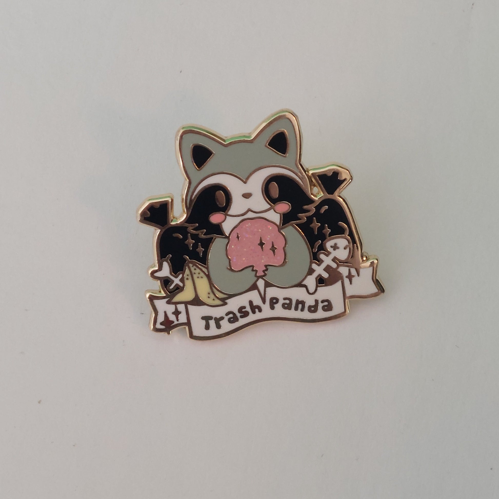 Enamel pin