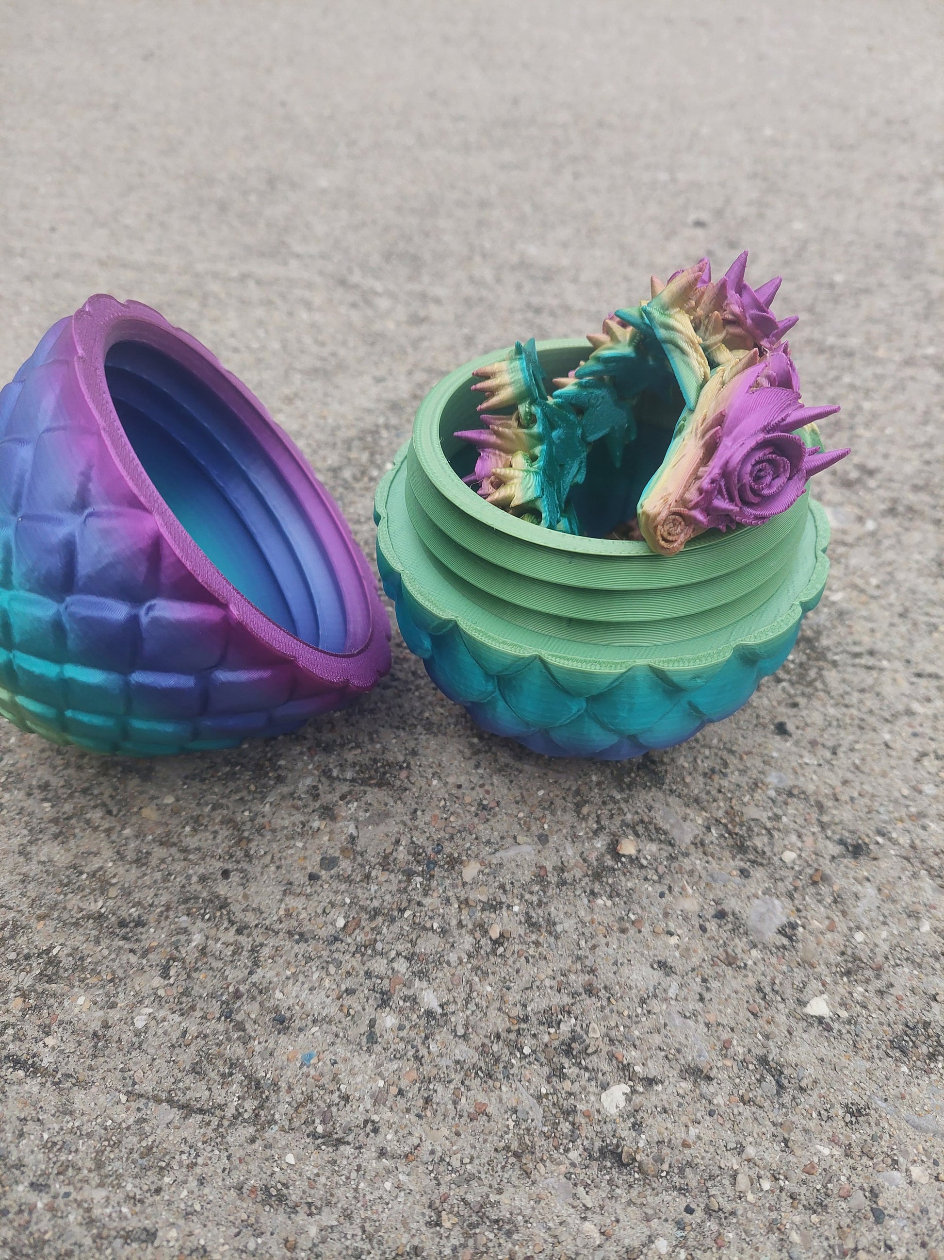 Mystery Dragon Eggs - Articulated Dragons - 3 Different Eggs - 7 Different Dragons - ~12 Inches