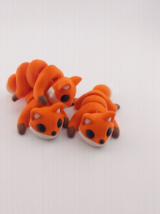 1 Articulated Painted Fox - 3D Printed Fidget Fantasy Creature - Customizable Colors